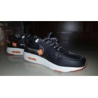 ราคา รองเท้า Just Do It ไซส์ 42 กระเป๋า Supreme (มือหนึ่ง) (360769171)