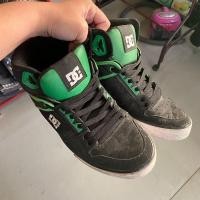 ราคา รองเท้า DC แท้ (มือสอง) (360773633)