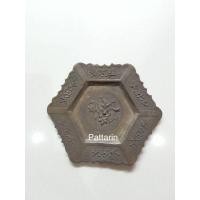 ราคา ถาด รองแก้ว ทองเหลือง กะไหล่เงิน เก่าสะสม (มือสอง) (360770233)