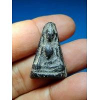 ราคา พระผงสุพรรณเนื้อสีดำ (มือสอง) (360772945)