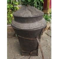 ราคา ตะกร้าไม้ไผ่สาน เก่า พร้อมฝาปิด (มือสอง) (360767106)