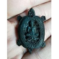 ราคา เต่าหล่อสุขใจ ปี 37 หลวงปู่หลิว ตอกโค้ดชัดเจน (มือหนึ่ง) (360736384)