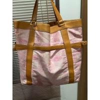 ราคา กระเป๋าถือ Versace แท้ (มือสอง) (360742448)