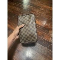 ราคา Lv clutch (มือสอง) (360741777)
