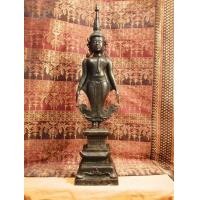 ราคา พระล้่านช้างเปิดโลกทรงชฎาเนื้อทองเหลืองรมดำ สูง34นิ้ว ฐานกว้าง7x7นิ้ว สนใจสอบถามได้ครับ (มือสอง) (355763724)