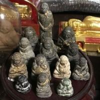 ราคา หลวงปู่เทพโลกอุดร ชุดสะสม ตามภาพ และองค์ขนาดบูชาโต๊ะพระ (มือสอง) (360137461)