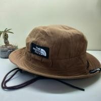 ราคา หมวกบัคเก็ต เดินป่า The North Face (สีน้ำตาลแดง) สภาพดี ไม่มีรอยตำหนิ รอบหัว 55-56 cm. (มือสอง) (360756104)