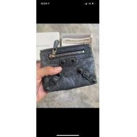 ราคา Balenciaga coin card wallet (มือสอง) (360742108)