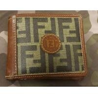 ราคา กระเป๋าสตางค์ Fendi (มือสอง) (360756520)