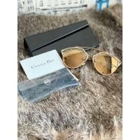 ราคา Dior So Real Sunglasses (มือหนึ่ง) (348787025)