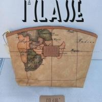 ราคา กระเป๋าใส่เครื่องสำอางค์ martini cosmetic bag ของแท้ (มือหนึ่ง) (360731598)