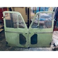 ราคา ประตูรถสามล้อหน้ากบ แต่งบ้านแต่งร้าน (มือสอง) (360733415)