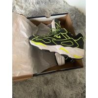 ราคา Fila ray tracer neon (มือสอง) (360724005)