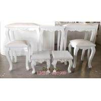 ราคา ตั่งรดน้ำ ตั่งน้ำสังข์ โต๊ะมัดมือ ชุดรดน้ำสังข์สีขาว ชุดหลั่งน้ำสังข์สีขาว ตั่งน้ำสังข์วินเทจ ตั่งรดน้ำสีขาว ตั่งรดน้ำโมเดิร์น โต๊ะบ่าวสาว (มือหนึ่ง) (359903268)