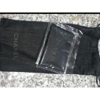 ราคา ถุงผ้าลินินใส่แว่น และผ้าเช็ดแว่น Chanel (มือสอง) (360716397)