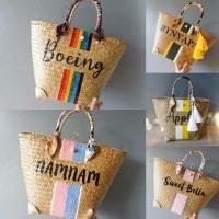 ราคา กระเป๋ากระจูดสาน เพ้นท์ชื่อ ทรงคิม size M (มือหนึ่ง) (360691981)