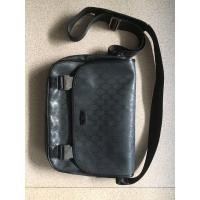 ราคา กระเป๋าสะพาย Gucci (มือสอง) (360685453)