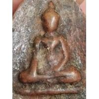 ราคา 6530-พระกลีบบัวเนื้อดินเก่าผิวมัน ไม่ทราบที่ (มือสอง) (359131047)