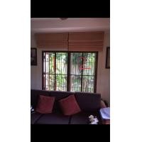 ราคา ผ้าม่านพับมือสองสภาพสวยขายเหมา 16 ชุดในราคาที่ถูกมาก (357004099)