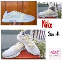 ราคา Nike Wmns Downshifter 7 'Pure Platinum' (มือสอง) (360704401)