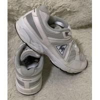 ราคา รองเท้าเด็กมือสองของแท้แท้ทุกคู่ Le Coq Sportif ไซส์ 37 ขนาด 23 cm. (มือสอง) (360685726)