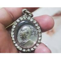 ราคา เหรียญอ.ฝั้นร.9​เนื้อทองแดงกะไกล่เงินสวยมากมีจารเต็มเหรียญ (มือสอง) (360681921)