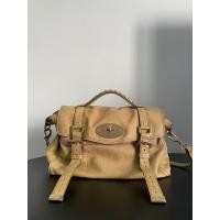 ราคา Mulberry Alexa Medium (used) สีนำ้ตาล อมประกายทอง (มือสอง) (360672574)