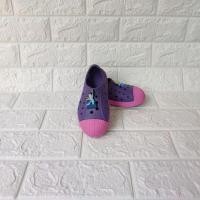 ราคา รองเท้าเด็ก Crocs ไซส์ C9 ของแท้ มือสอง (มือสอง) (360669577)