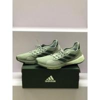 ราคา รองเท้าวิ่ง adidas ของแท้ สภาพเยี่ยม (มือสอง) (360654689)