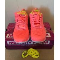 ราคา รองเท้าSkechersผู้หญิง ไซส์ 38 (มือสอง) (359627259)