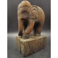 ราคา ช้างไม้แกะ เก่าพอมีอายุ ของมงคล สำหรับกิจการ บ้านเรือน (มือสอง) (359568180)