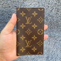 ราคา LV passport cover (มือสอง) (360644792)