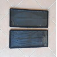 ราคา กรอบติดป้ายทะเบียนรถยนต์ แบบสั้น มือสอง อันนึงมีรอยเลอะสี และ อีกอันมีรอยแตก ตามรูป เหมาะสำหรับช่างที่เอาไปซ่อมเองได้ครับ ขนาด 35 ×16 cm. (มือสอง) (360642143)