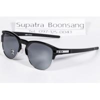 ราคา Oakley Latch Key L Polished Black Black Iridium Polarized ของใหม่ ของแท้ (มือหนึ่ง) (359325640)