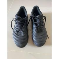 ราคา รองเท้า100ปุ่ม (มือสอง) (359407238)