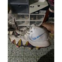 ราคา NIKE Kyrie 4 "The Moment" (มือสอง) (360647186)