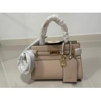 ราคา กระเป๋า lyn (มือหนึ่ง) (360608278)