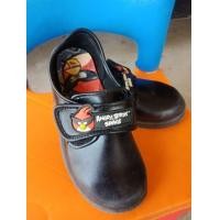 ราคา รองเท้านักเรียนเด็กอนุบาล (มือสอง) (360611153)
