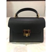 ราคา กระเป๋าถือ Charles Keith รุ่นใหม่ ล่าสุด (มือสอง) (360598566)