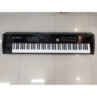 Roland Digital Stage Piano เปียโนไฟฟ้า รุ่น RD-700GX