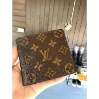 ราคา กระเป๋าสตางค์หลุยส์แท้ใบสั้นผู้ชาย โมโนแกรม Lv wallet monogram (มือสอง) (360591156)