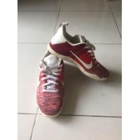 ราคา รองเท้าบาส Kobe 11 Red Horse (มือสอง) (360581856)