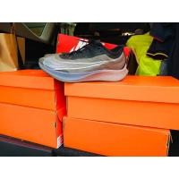 ราคา Nike Zoom Fly3 11 US (มือสอง) (360581309)