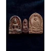 ราคา พระซุ้มกอและพระอื่นๆรวมทั้งหมดสามองค์250ไม่แยกไม่ถ่ายเพิ่มพระบ้านเหมามา (มือสอง) (360567669)