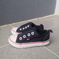 ราคา รองเท้าเด็ก TOMMY HILFIGER ของแท้ มือสอง (มือสอง) (360575421)