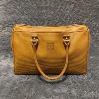 ราคา กระเป๋าถือ Givenchy แท้ (มือสอง) (360562830)
