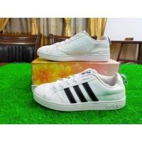 ราคา ADIDAS NEO รองเท้าเด็ก (มือสอง) (360560183)