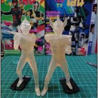 ราคา โมเดล อุลตร้าแมน ยางใส  2ตัว (มือสอง) (360557431)