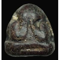 ราคา พระปิดตาหลังแบบ เนื้อผงกะลาคลุกรัก หลวงพ่อแก้ว วัดเครือวัลย์ รักแห้ง เก่า สวย สมบูรณ์ (AC052) (มือสอง) (343546280)