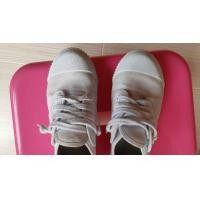 ราคา รองเท้าผ้าใบนันยาง (มือสอง) (356898349)
